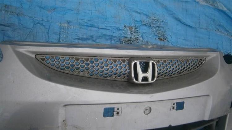 Решетка радиатора Хонда Джаз в Самаре 14123
