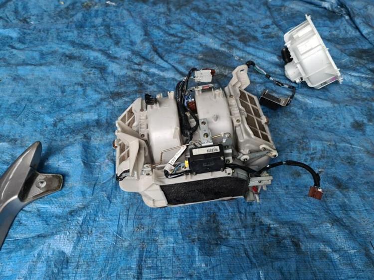 Мотор печки Хонда Легенд в Самаре 206136