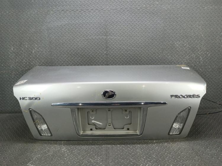 Крышка багажника Тойота Прогресс в Самаре 456093