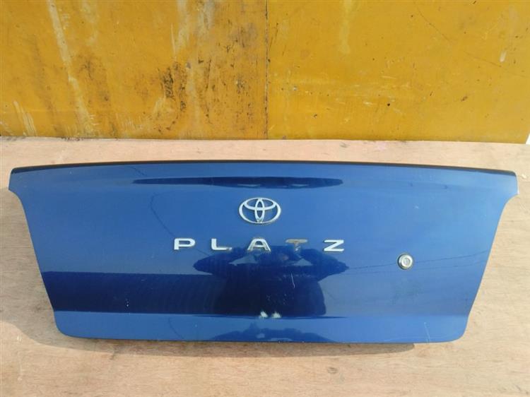 Крышка багажника Тойота Платц в Самаре 50762