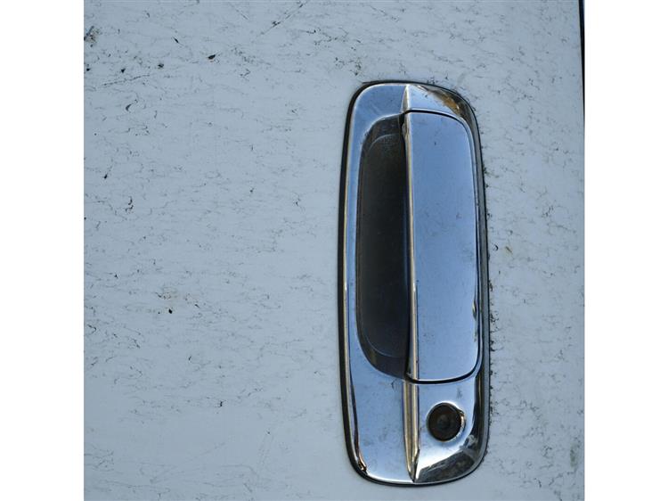 Дверь Тойота Краун в Самаре 94144